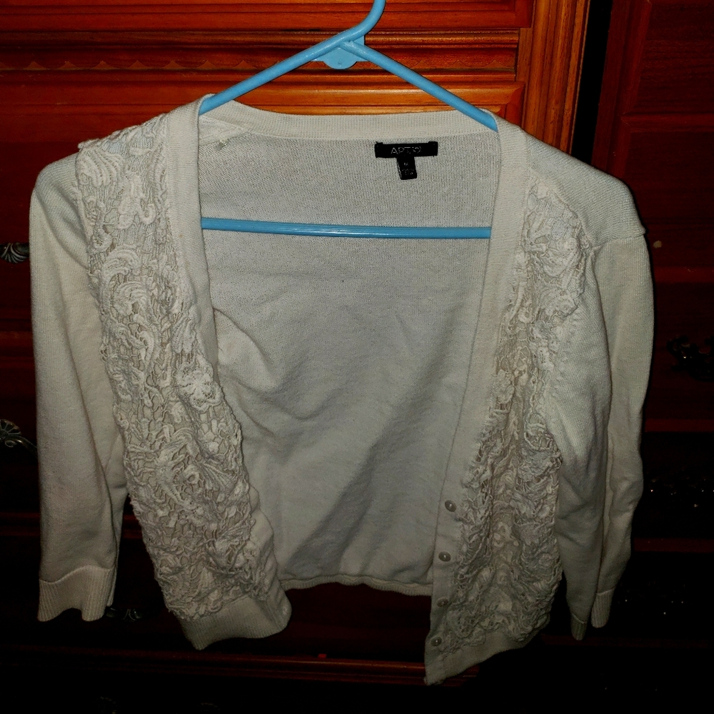 Pretty white cardigan